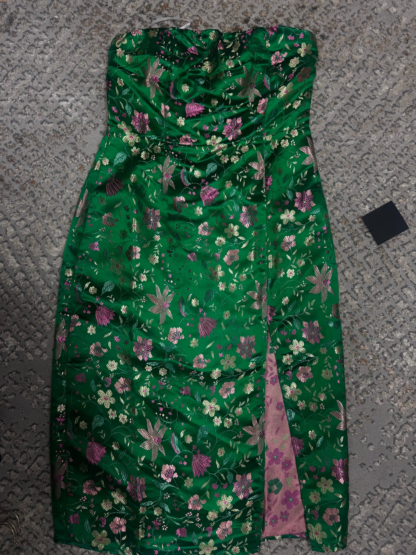 Lulu tube top style midi dress