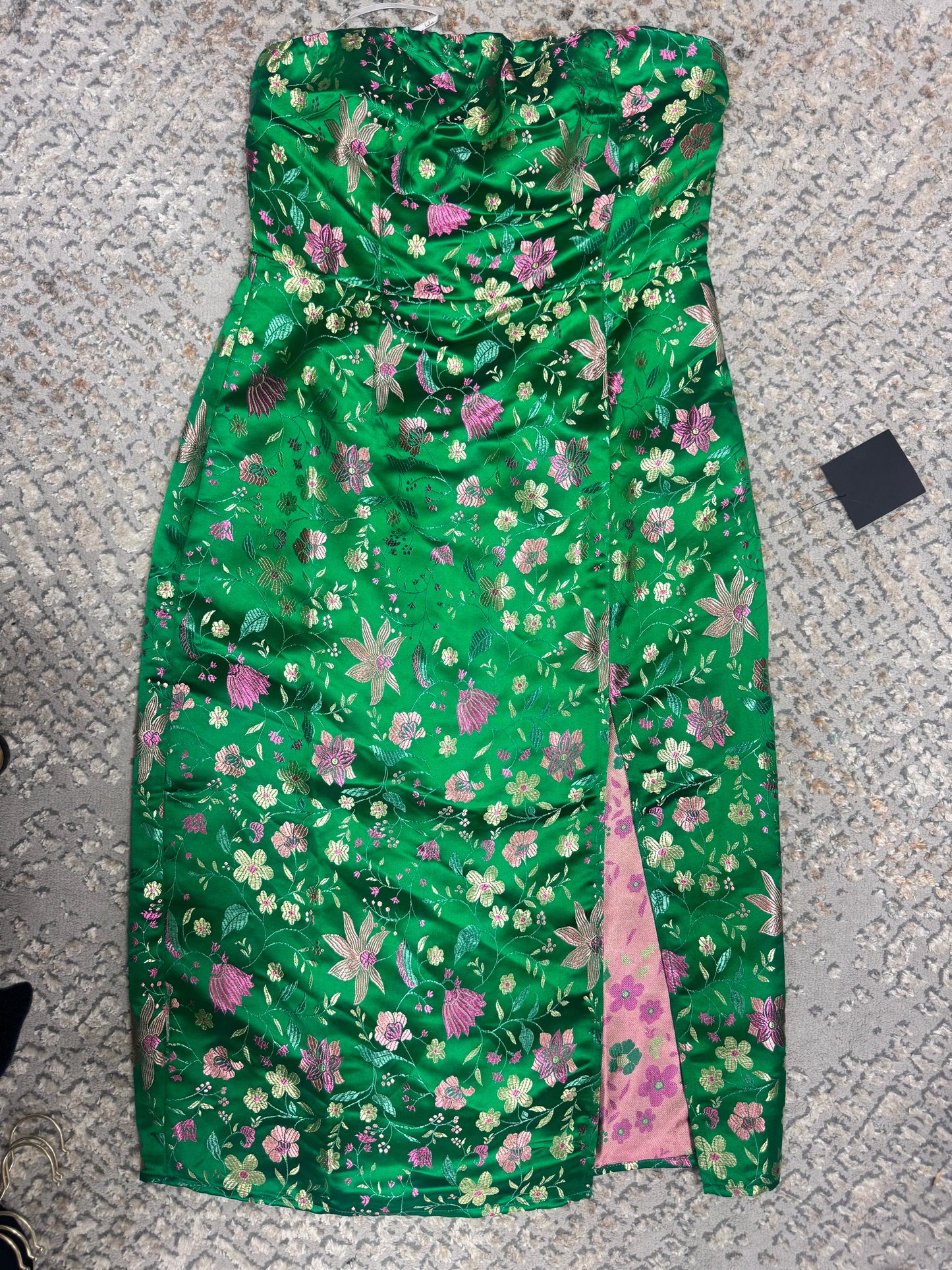 Lulu tube top style midi dress